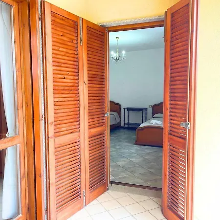 Apartment Centro Storico, Sole Di Gallura, Free Parking